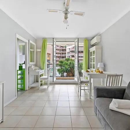 Le Landelle - Centre- Climatisation -Proche Gare Sncf Apartment Menton Exterior photo