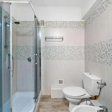 Le Landelle - Centre- Climatisation -Proche Gare Sncf Apartment Menton Exterior photo